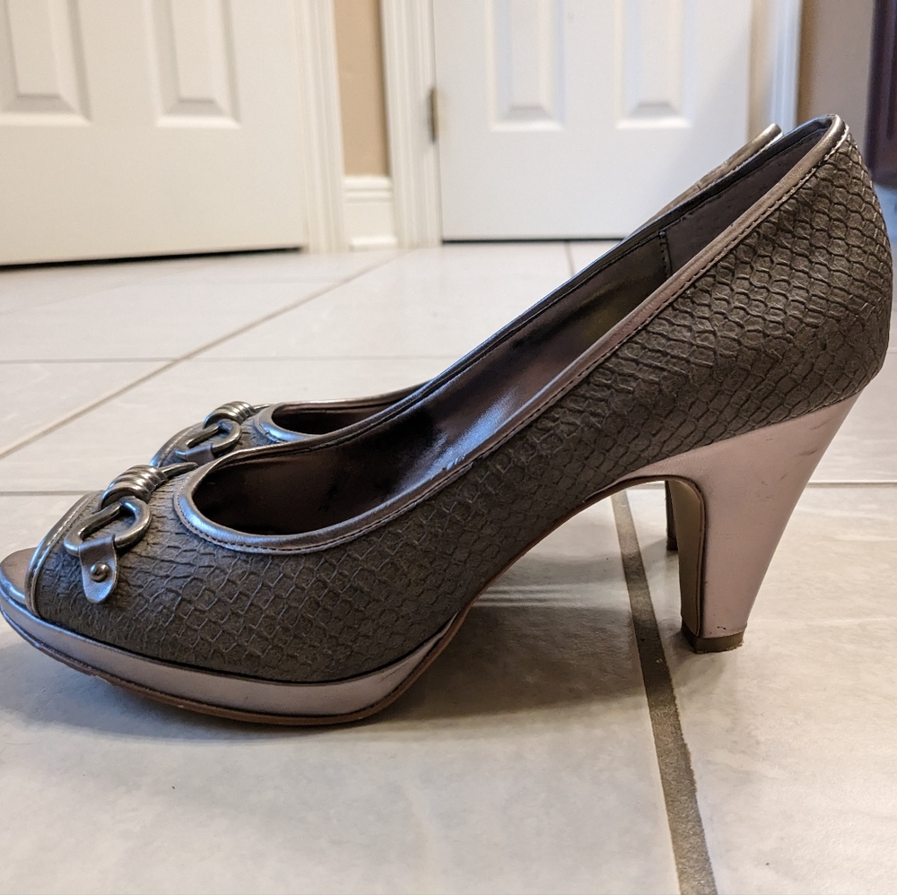 Anne Klein Open Toe Heels Size 9